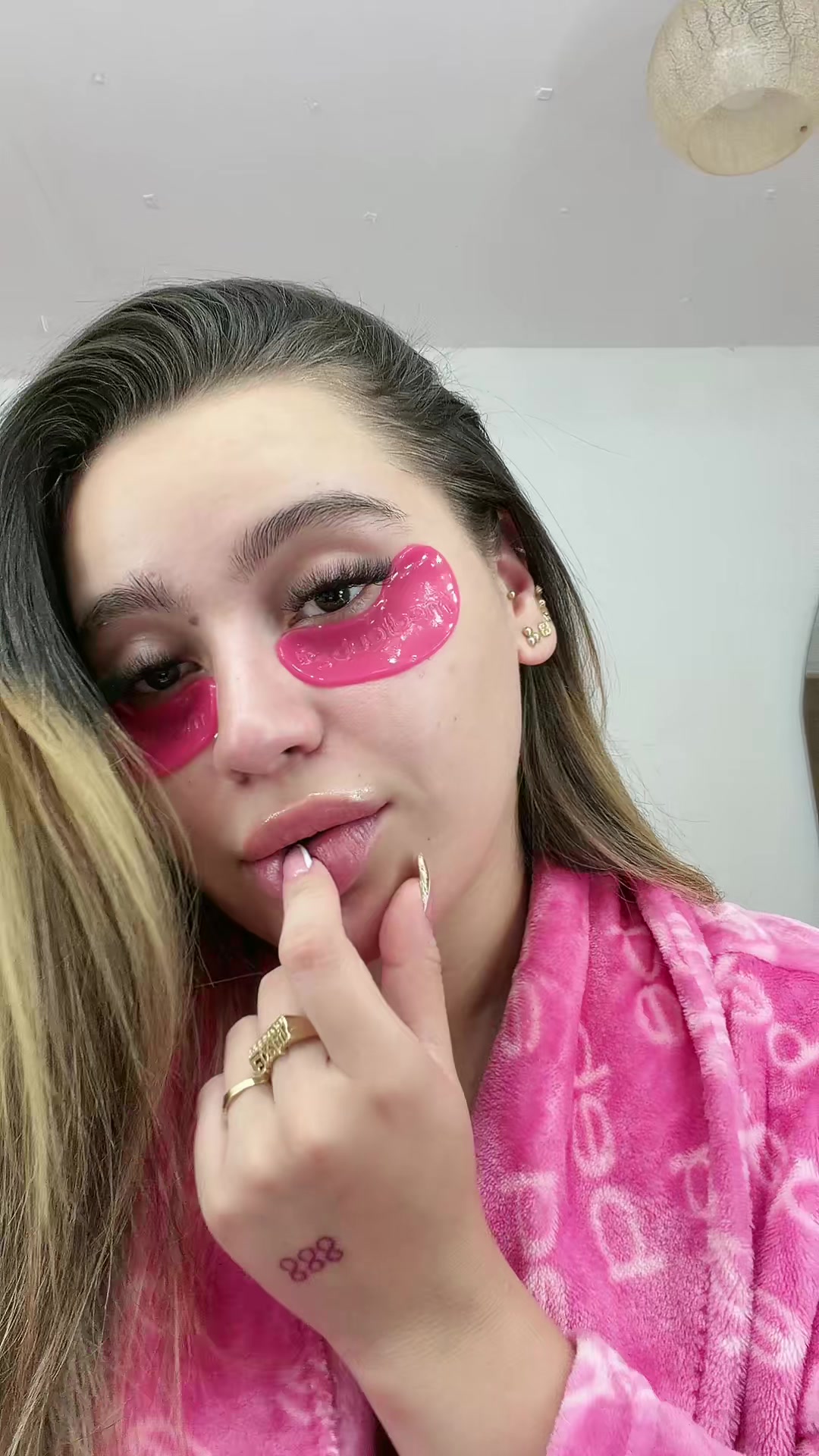 @evelyn_sanchezz