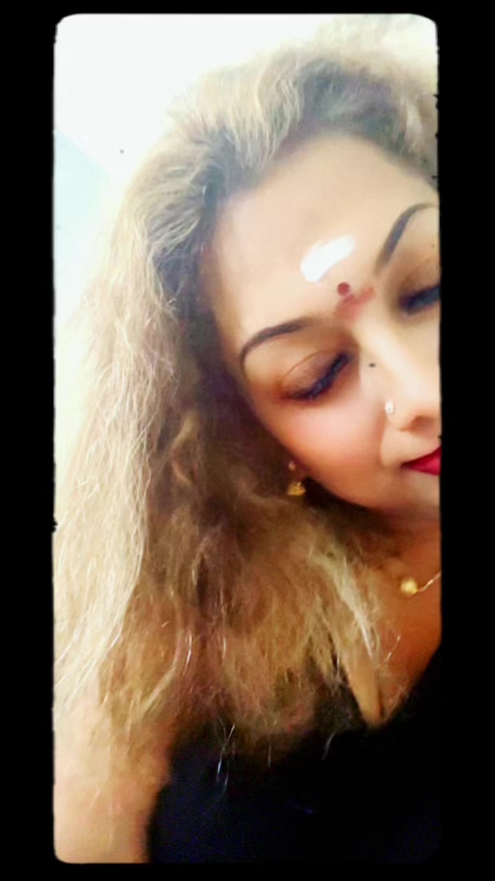 @Shobananava🇨🇦🇱🇰🇸🇬🇳🇬