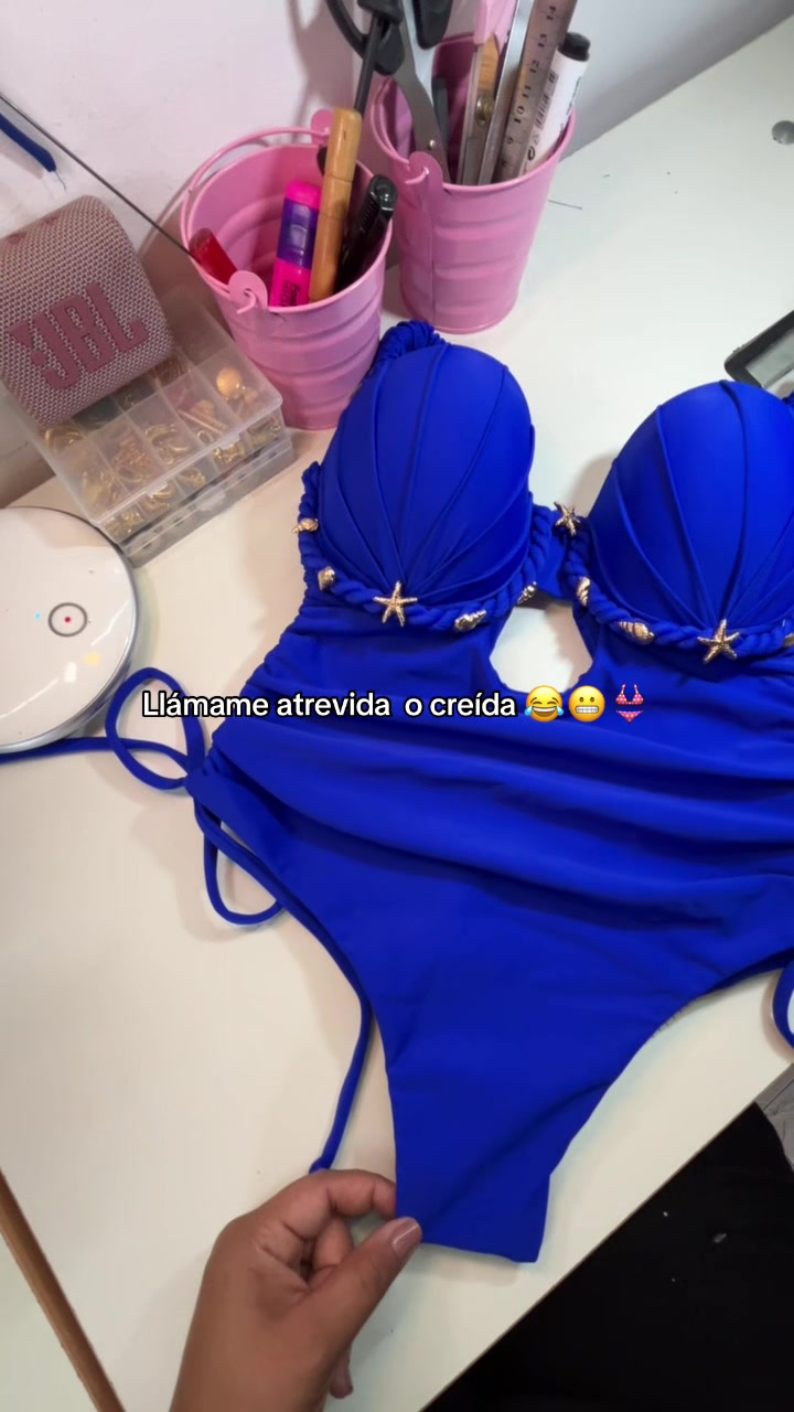 @Coquetaswimsuit
