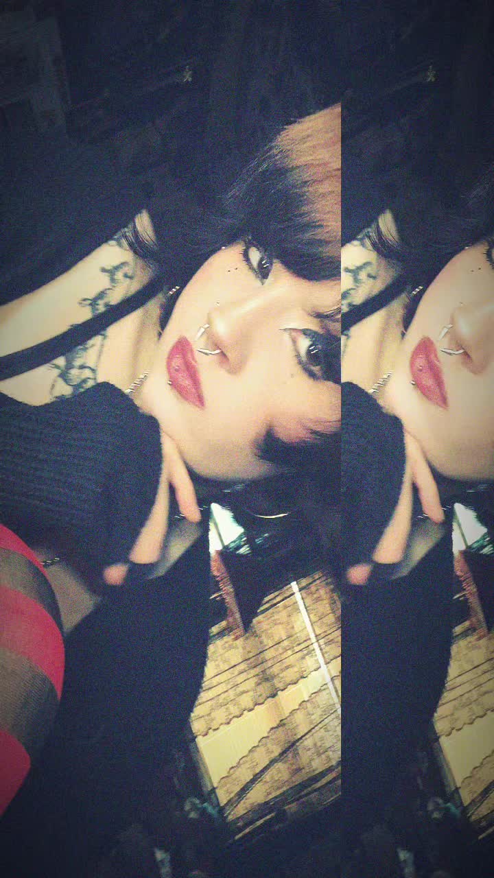 @veronica 🕸