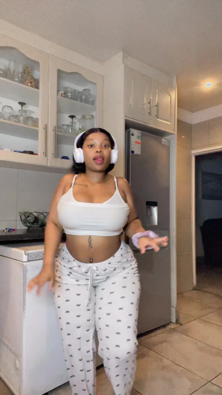 @Baby Zandi