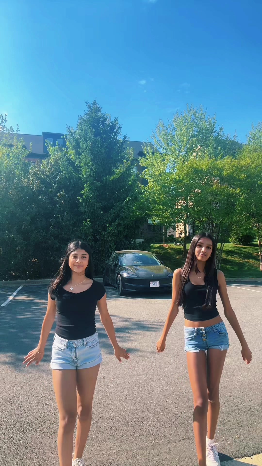 @🐒hrita