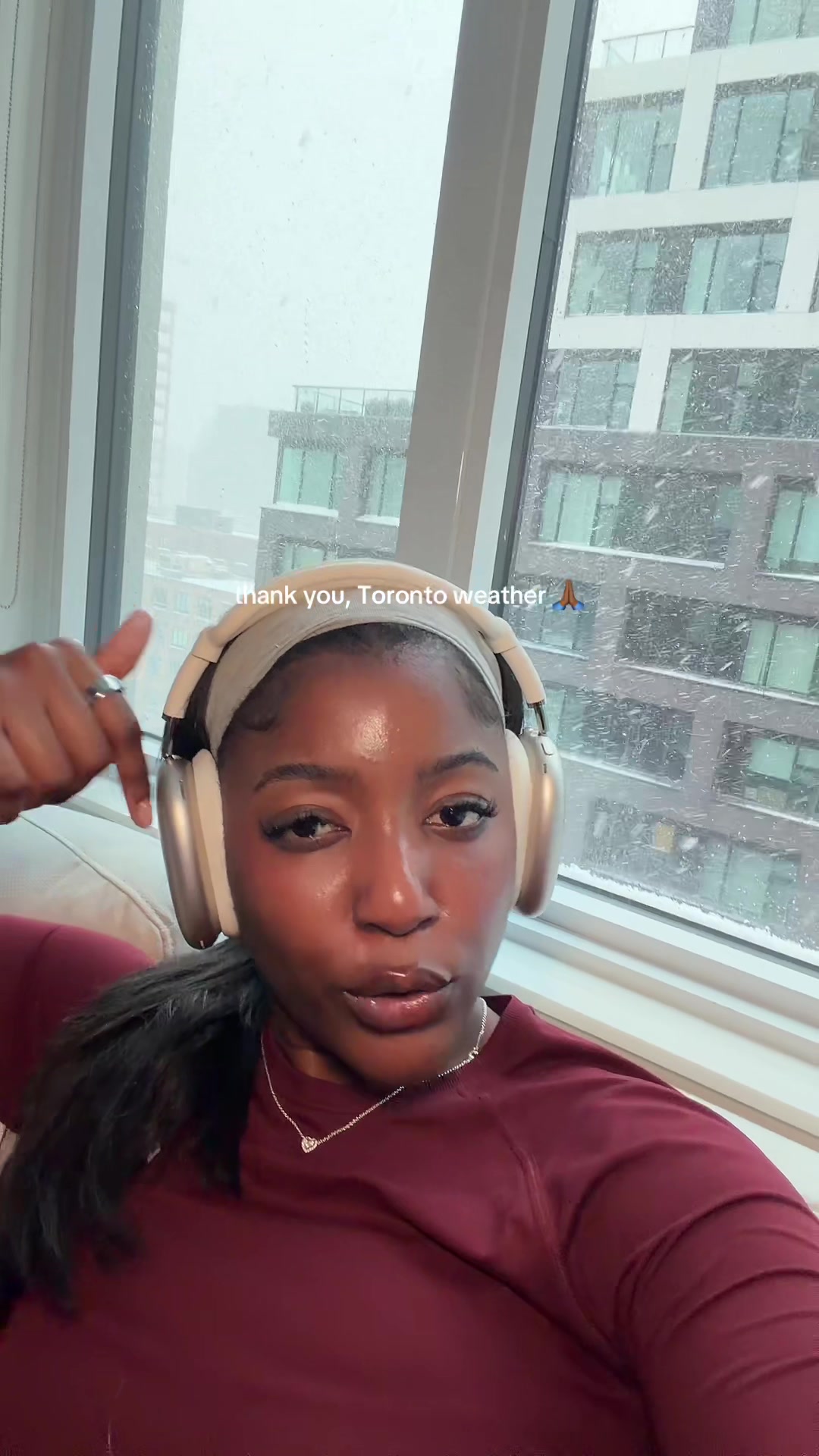 @mo