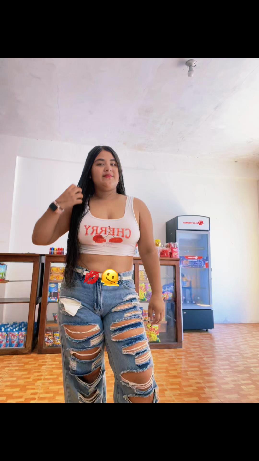 @Helen González