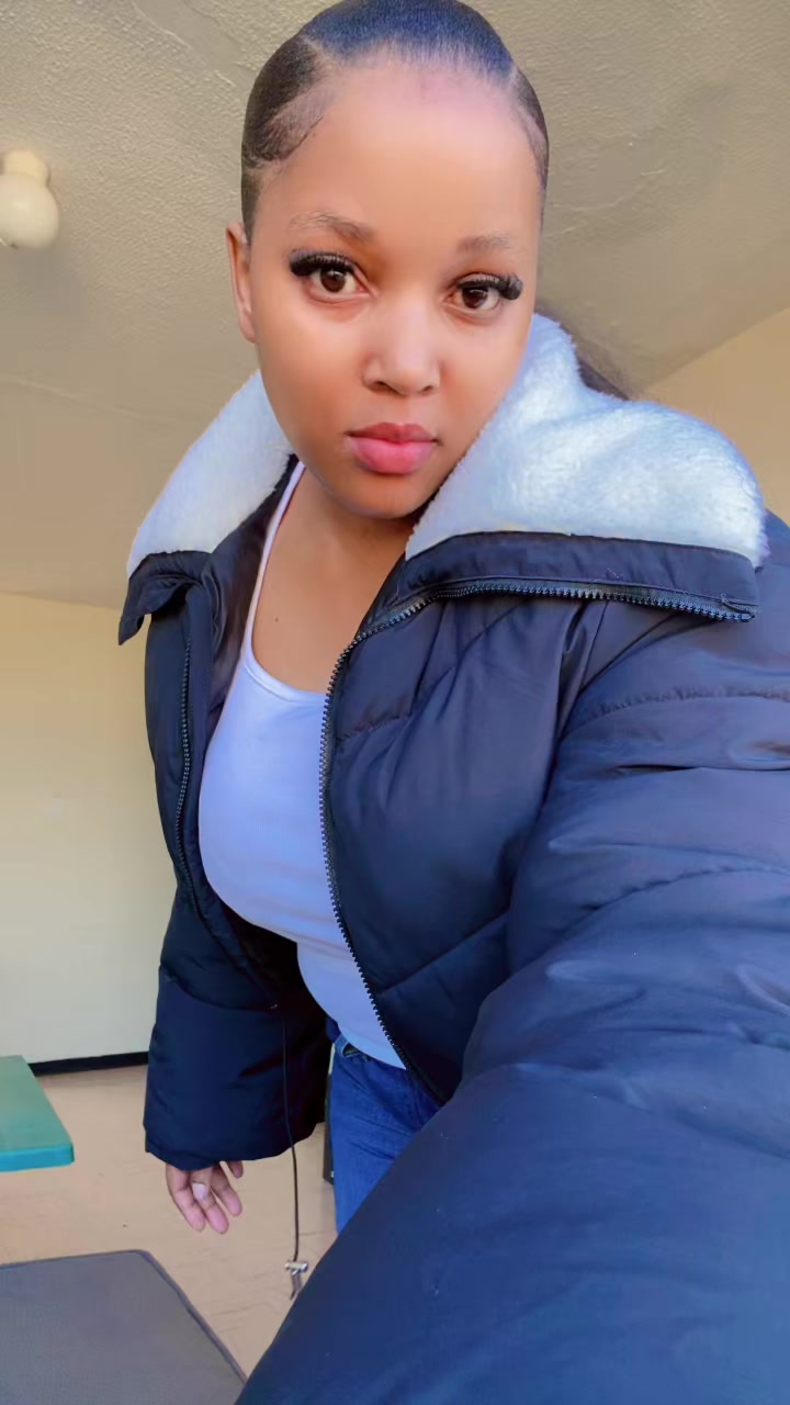 @Ntombizenkcubeko🌸