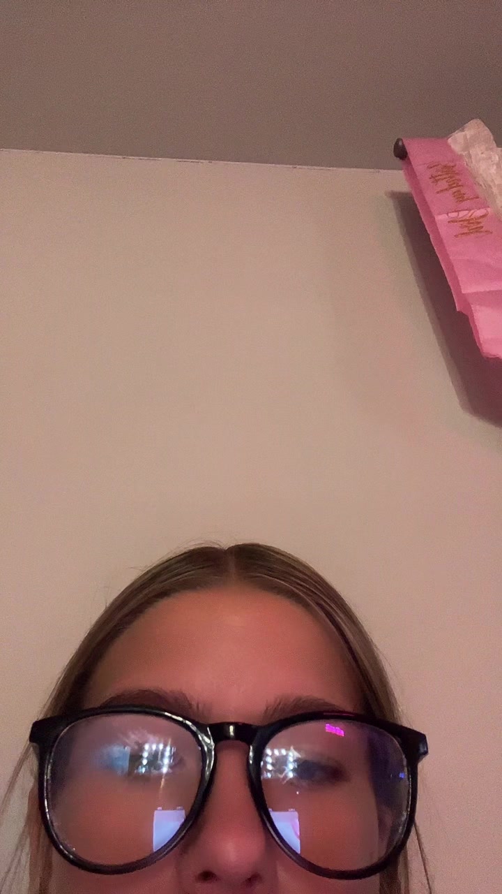 @👾