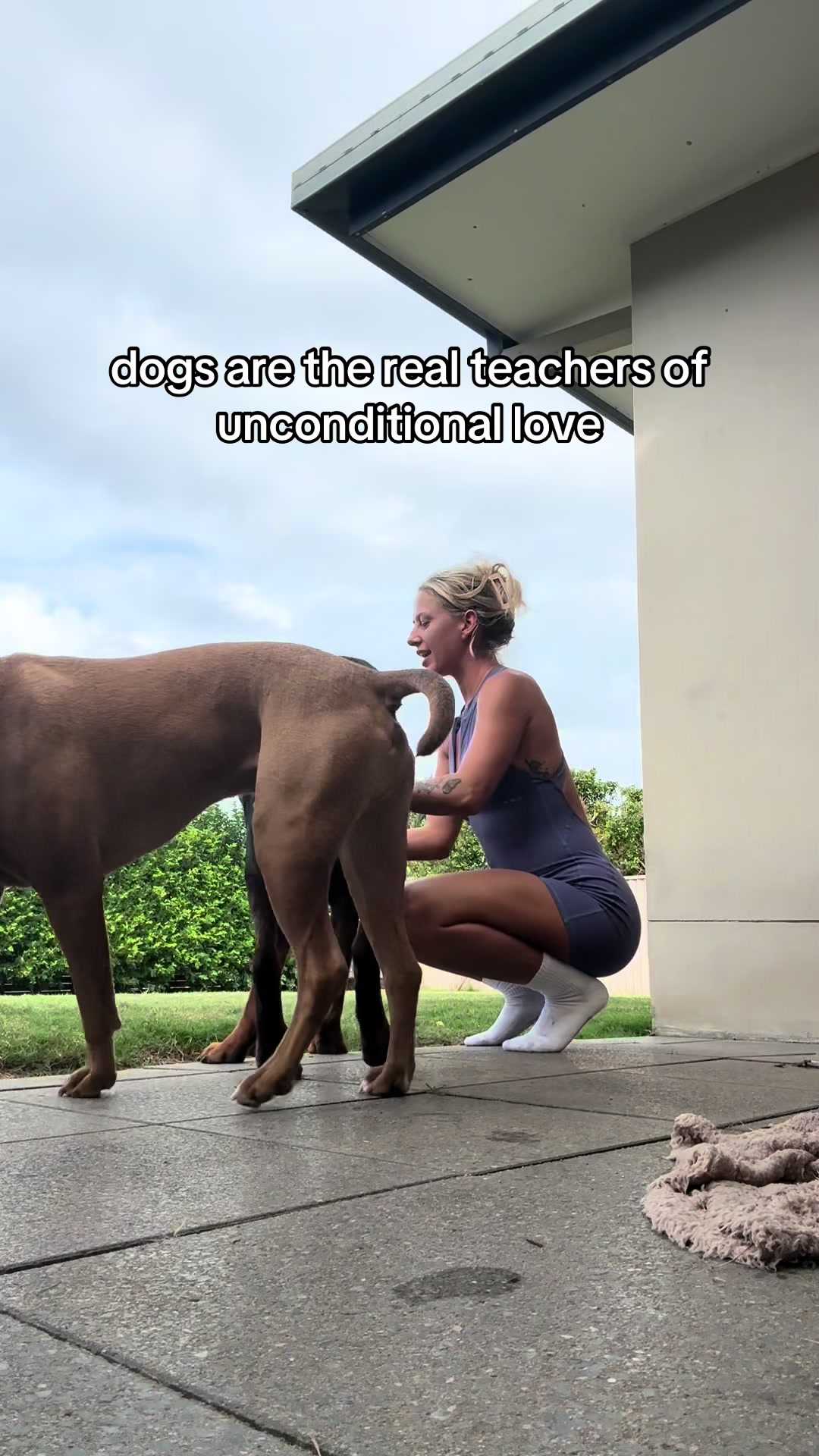 @NICOLE GRACE