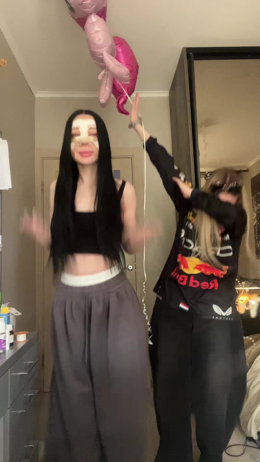 @poleeenaaa