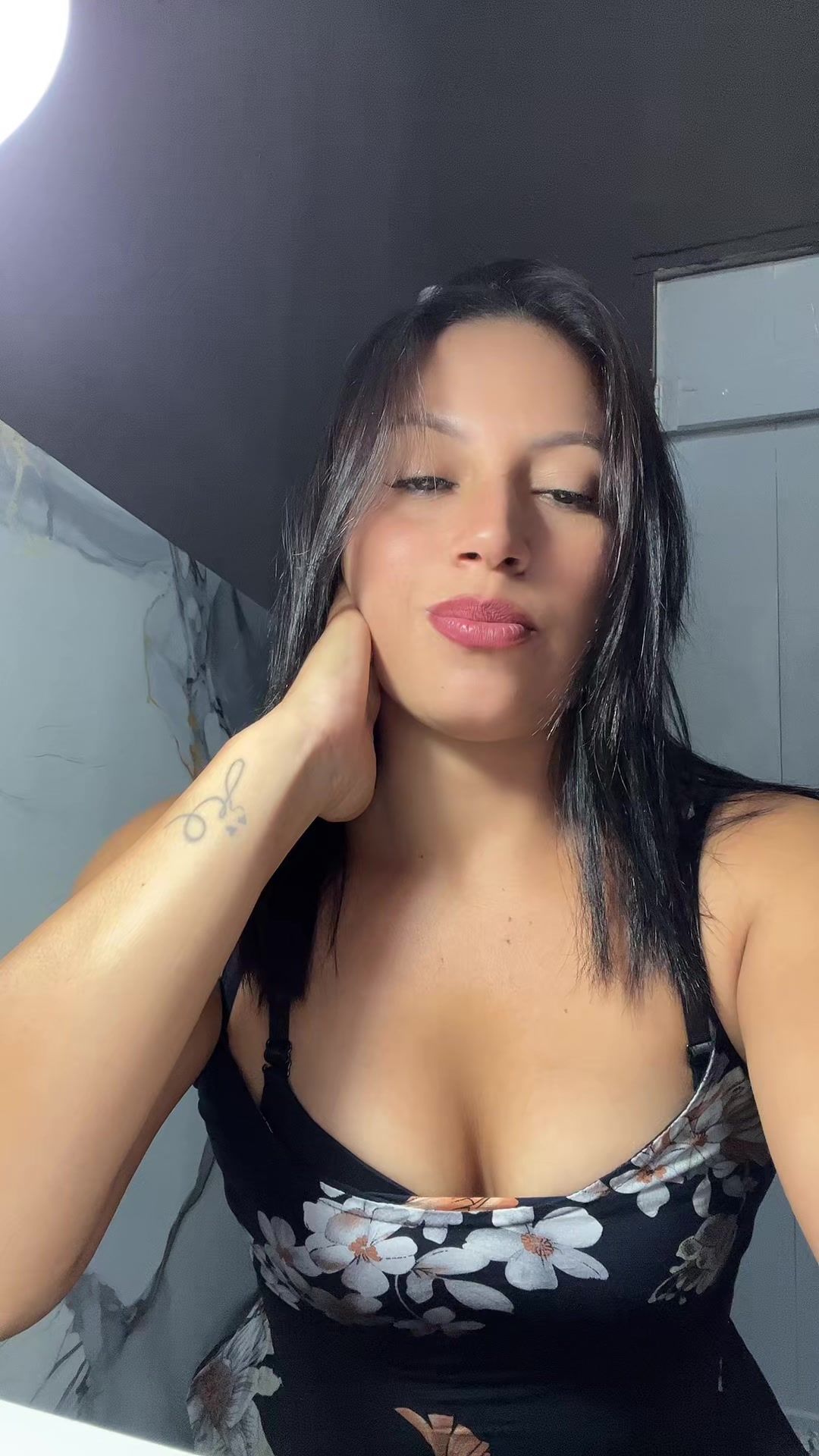 @KarinA2006