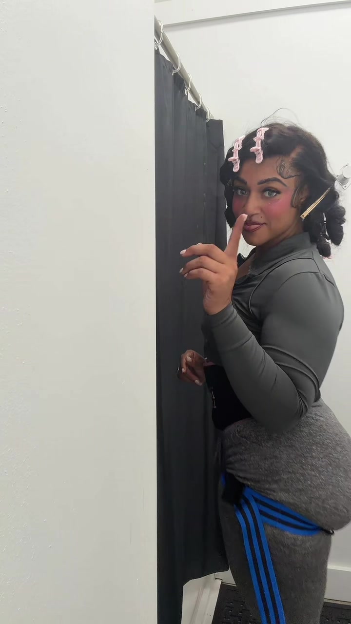 @MUVA’S CLOSET