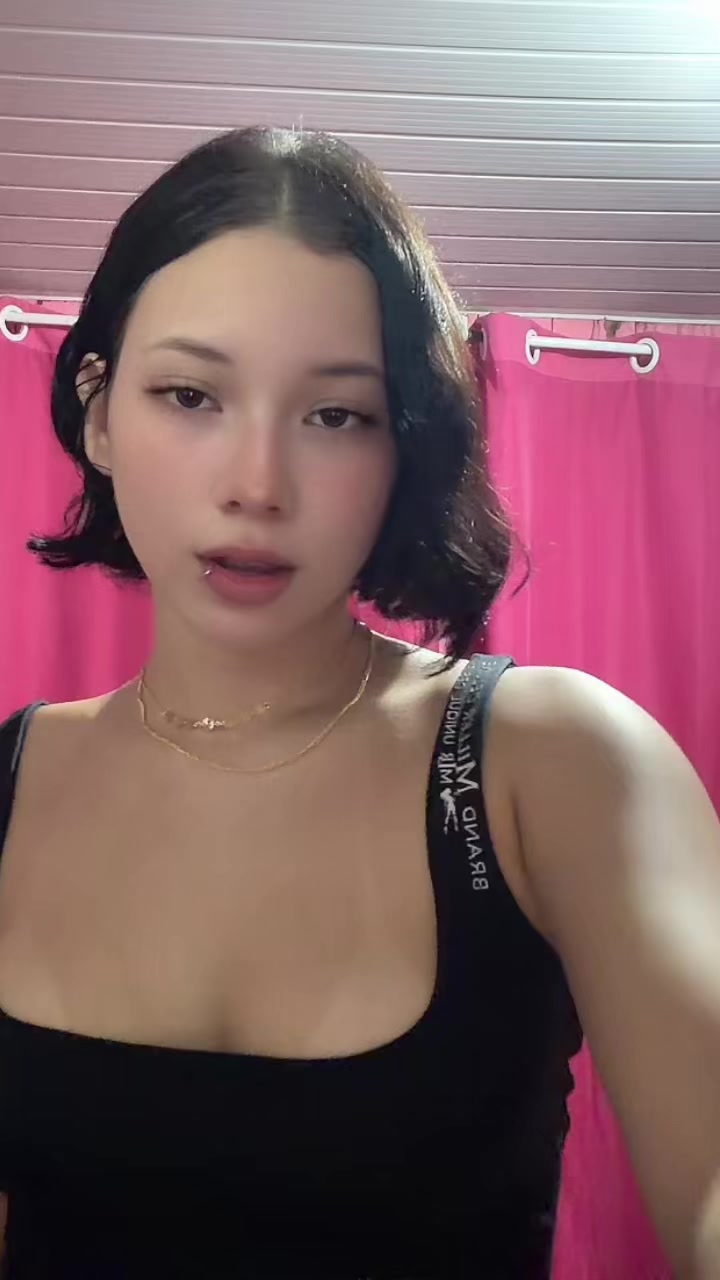 @ラリサ