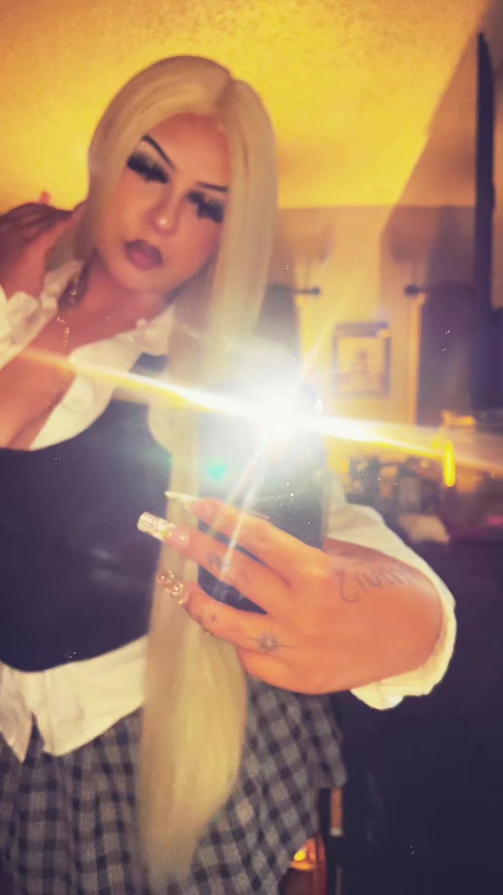 @𝒻𝓁ℴ𝓇ℯ𝓈💸🧘