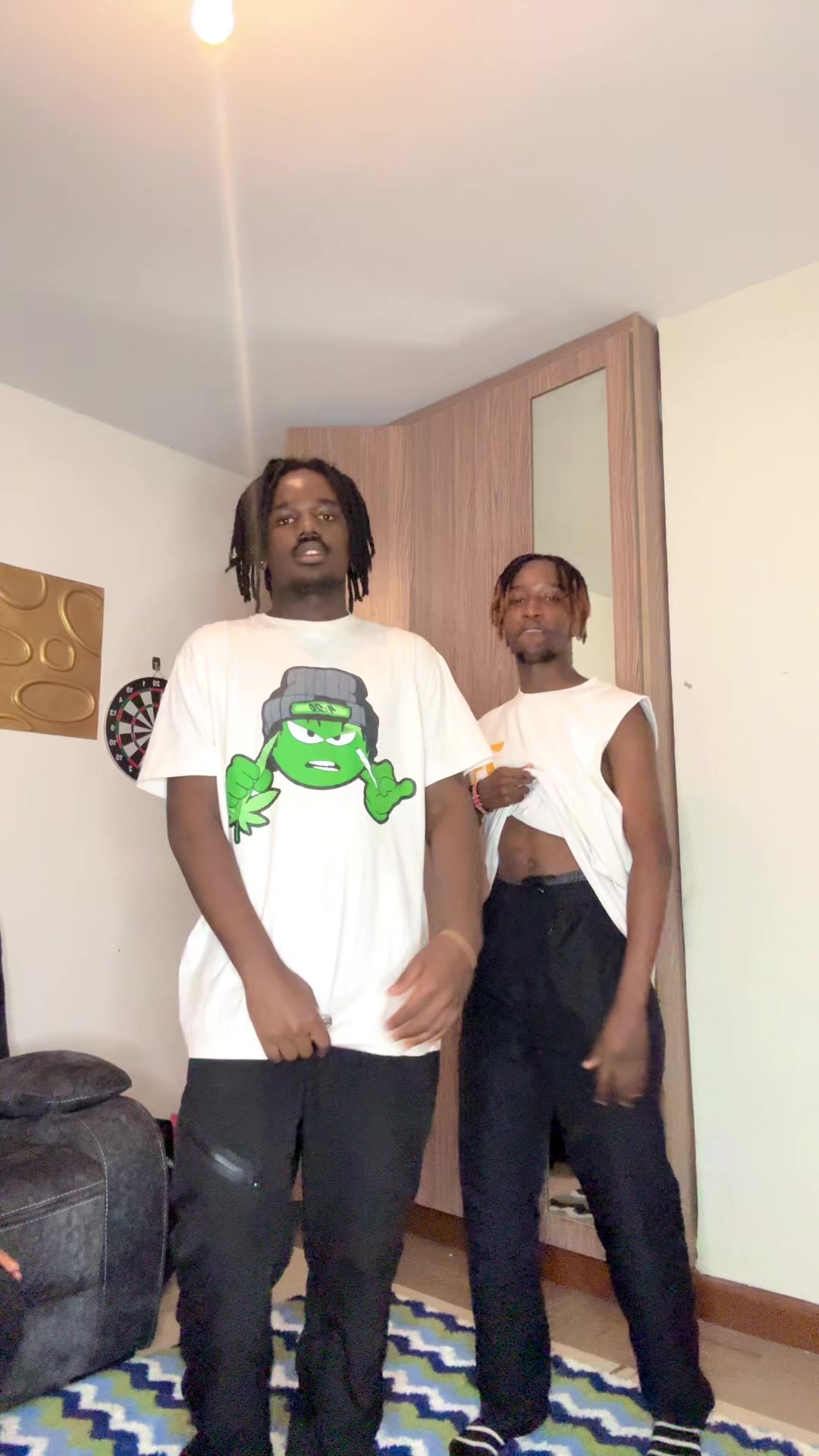 @CJAY🦇