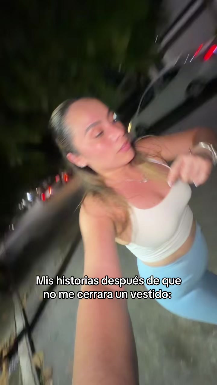 @Salma López