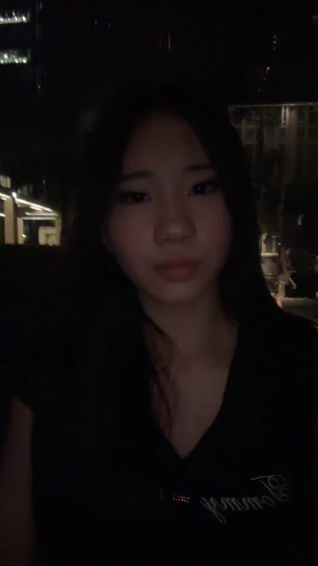 @chloee🦖