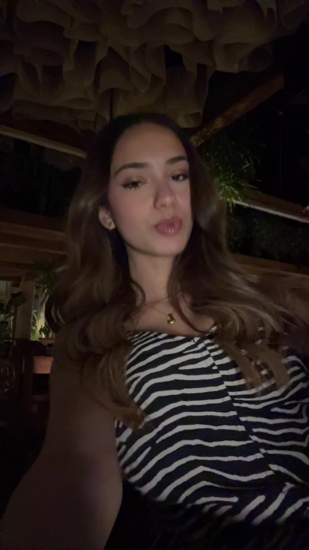 @Lara<3