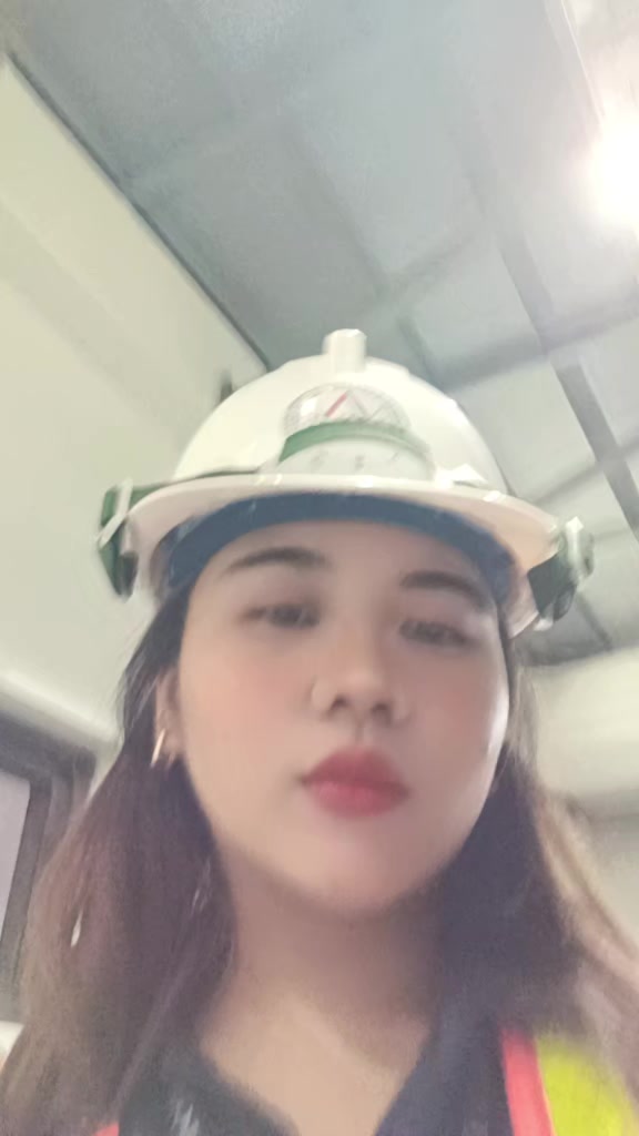 @Engr. Kyla👷♀️