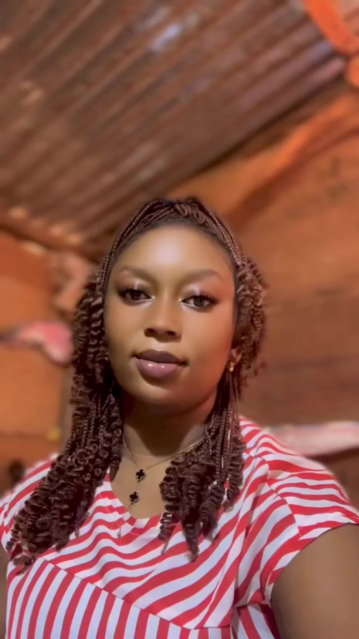 @Ra&iuml;sa la fraise 🍓&hearts;️🥰😘