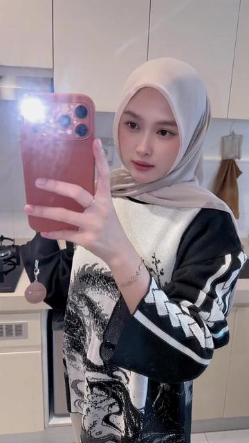 @hllnda_