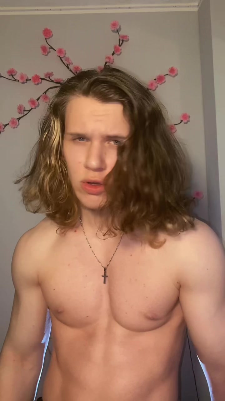 @Кикич👾