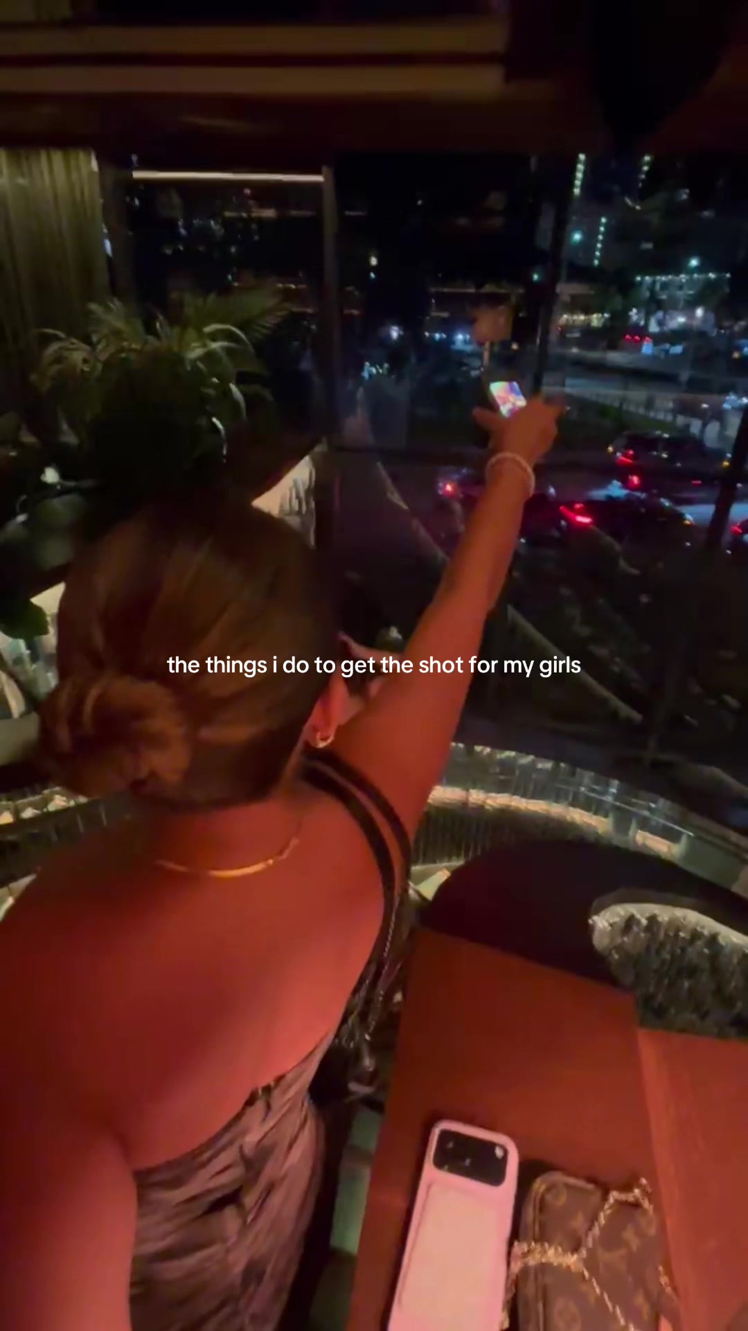 @chloe