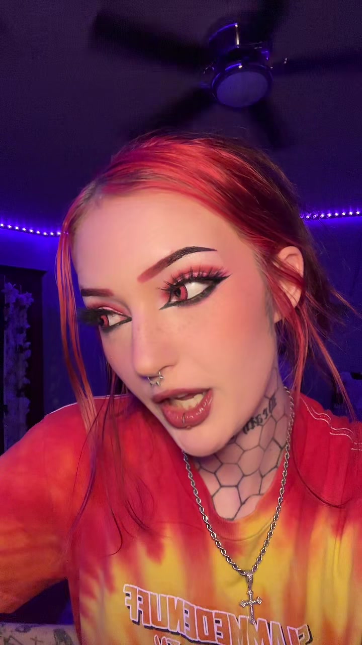 @Maddi daly 💯