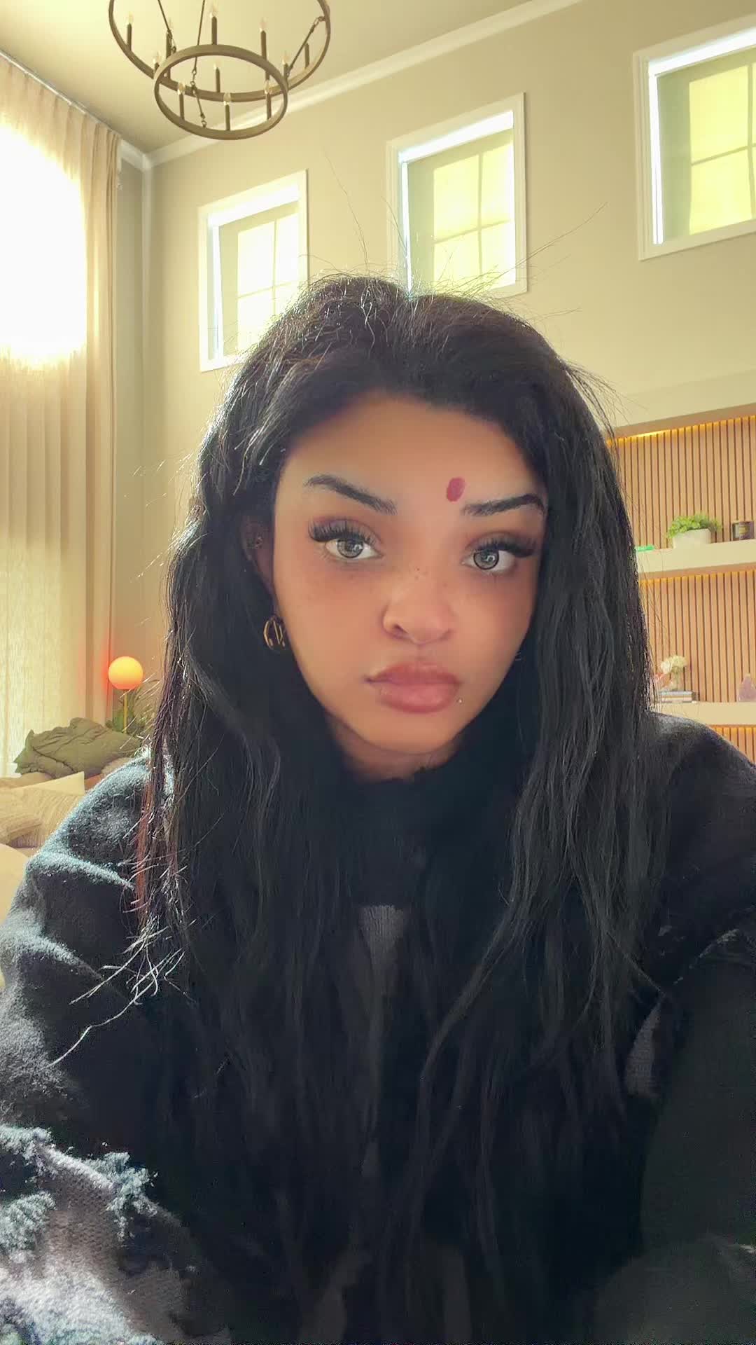 @Anastasia ✨