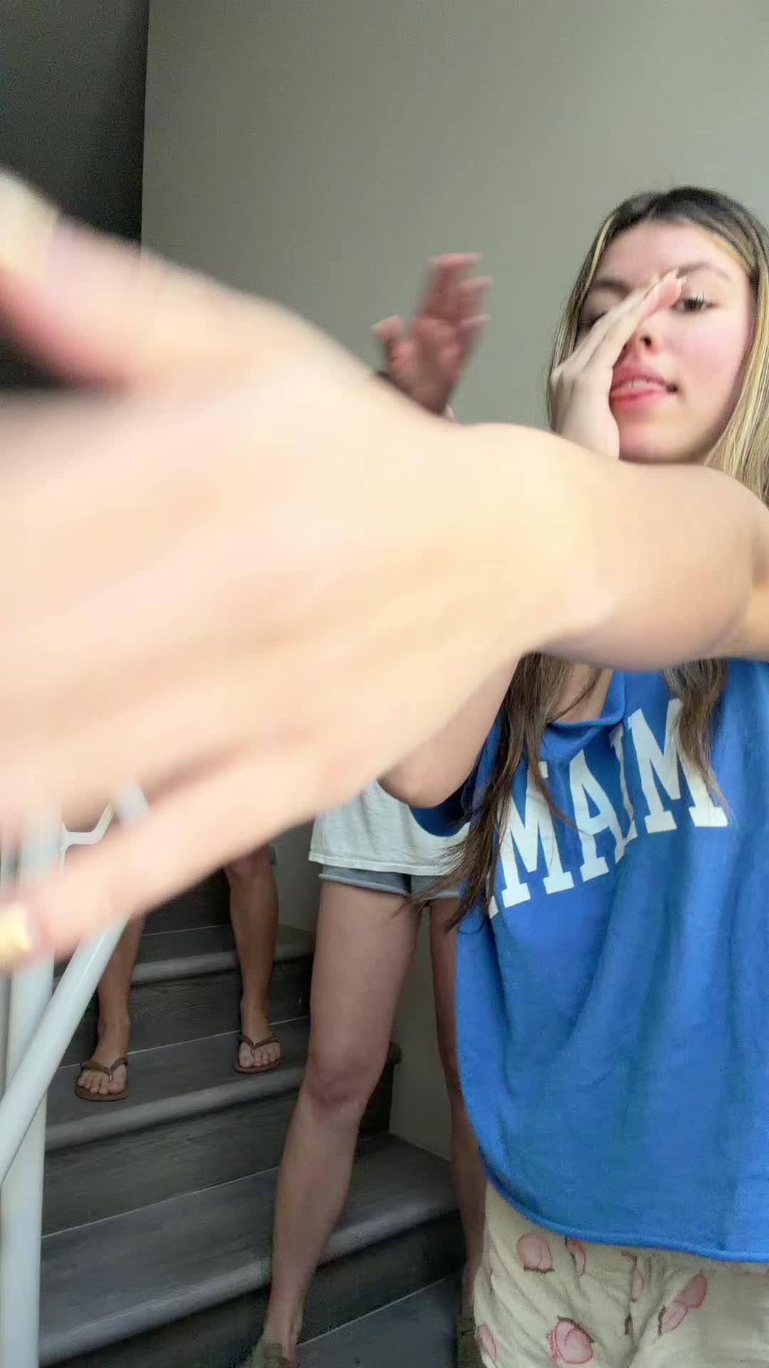 @.juliatoledo