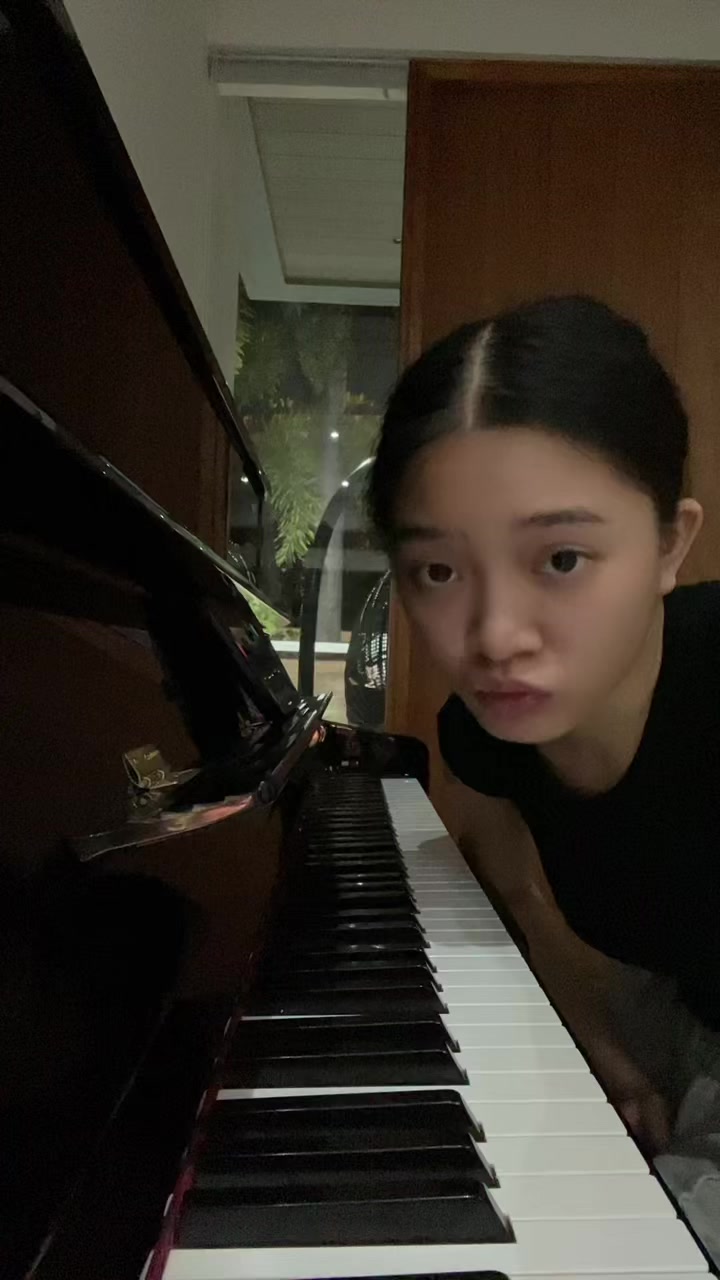 @kayceewonderlandd