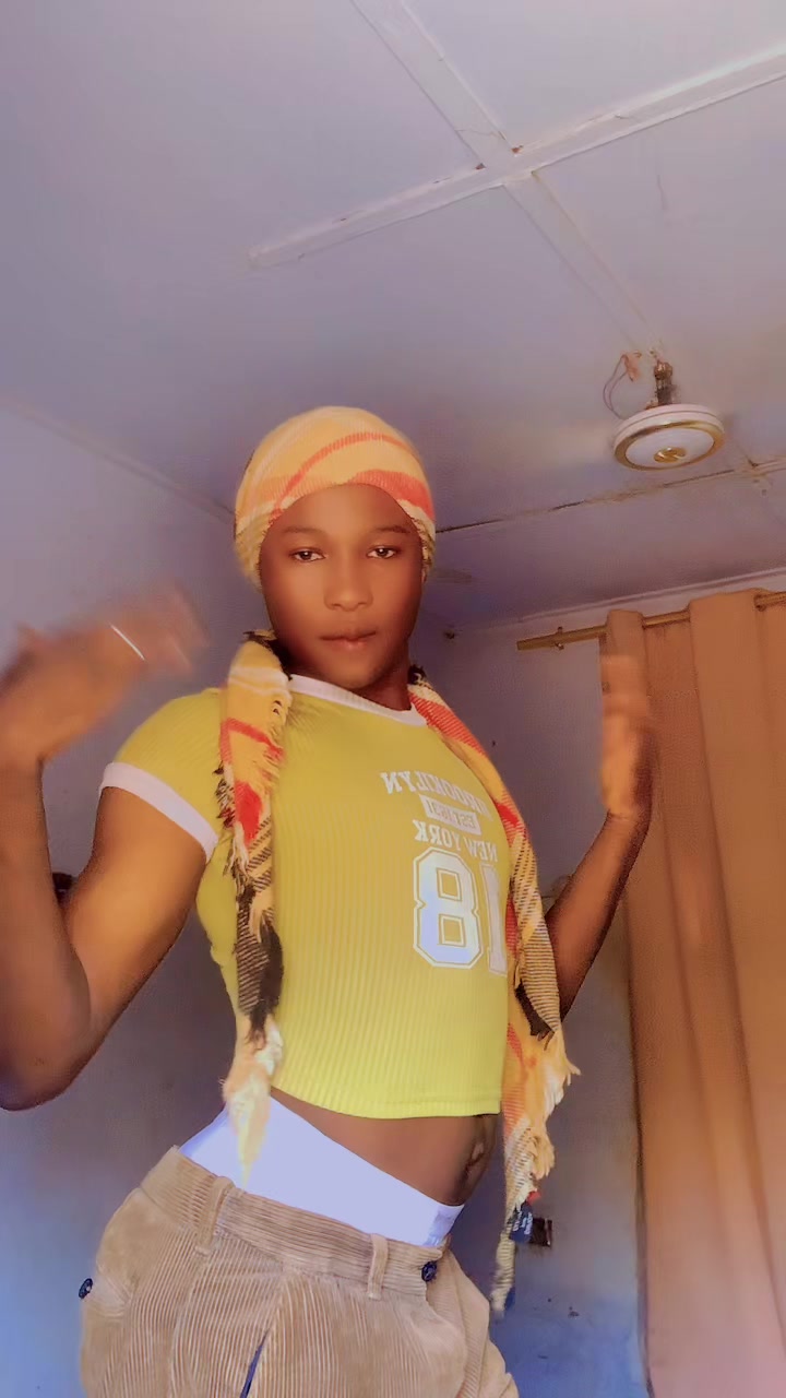 @JUST ME 🫠🇬🇭