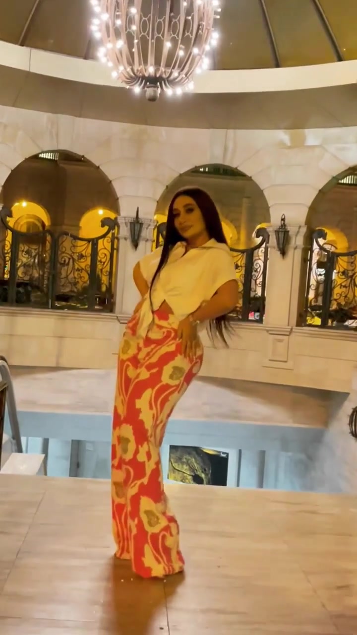 @Mehriban Qənbərova🎶