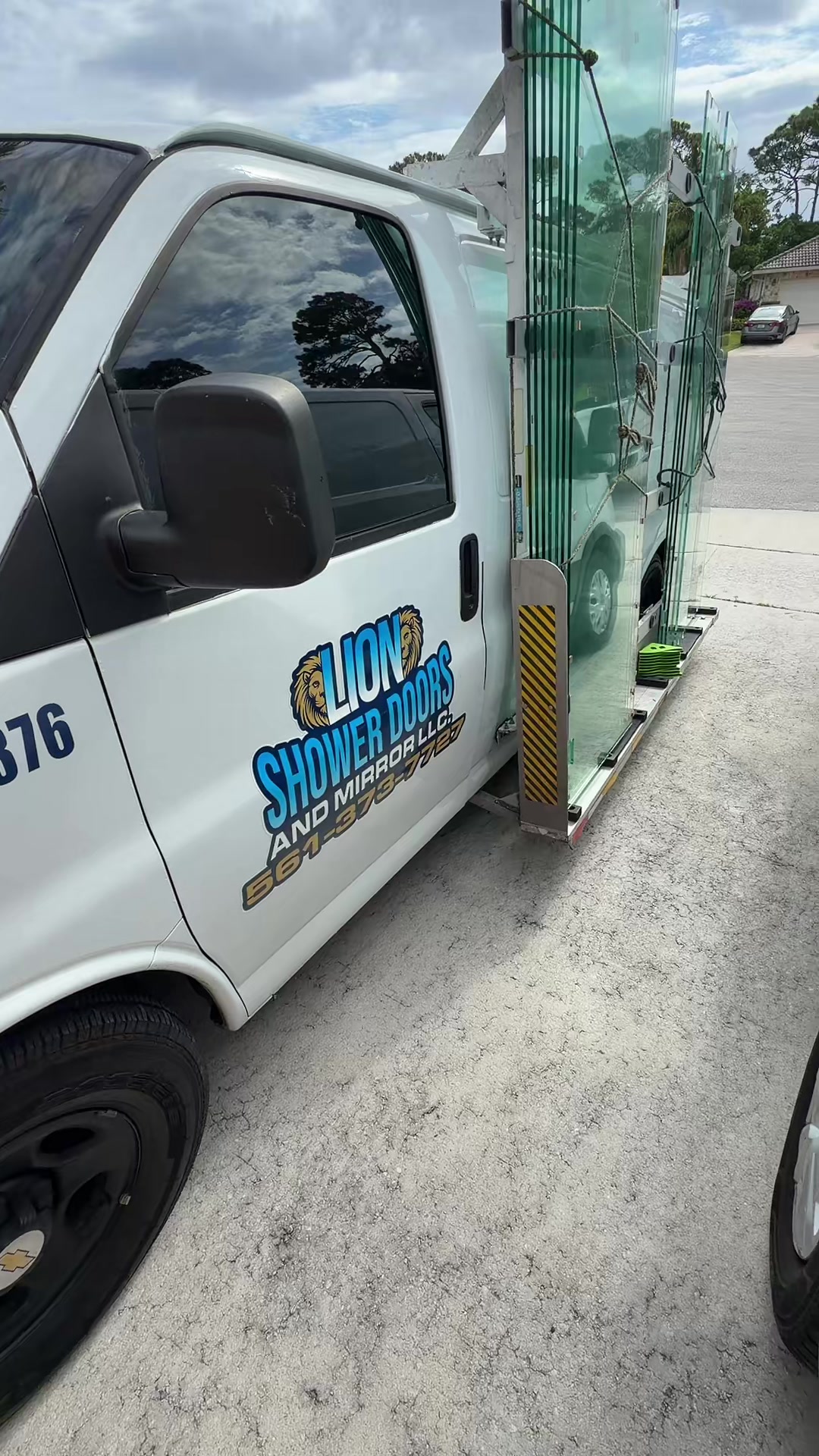 @Lion Shower Doors