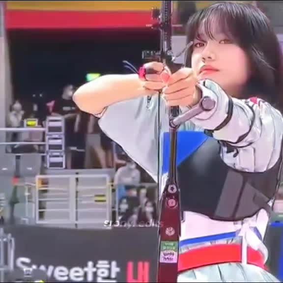 @𝙨𝙧𝙤𝙣𝙮. 𝙚𝙙𝙞𝙩𝙨