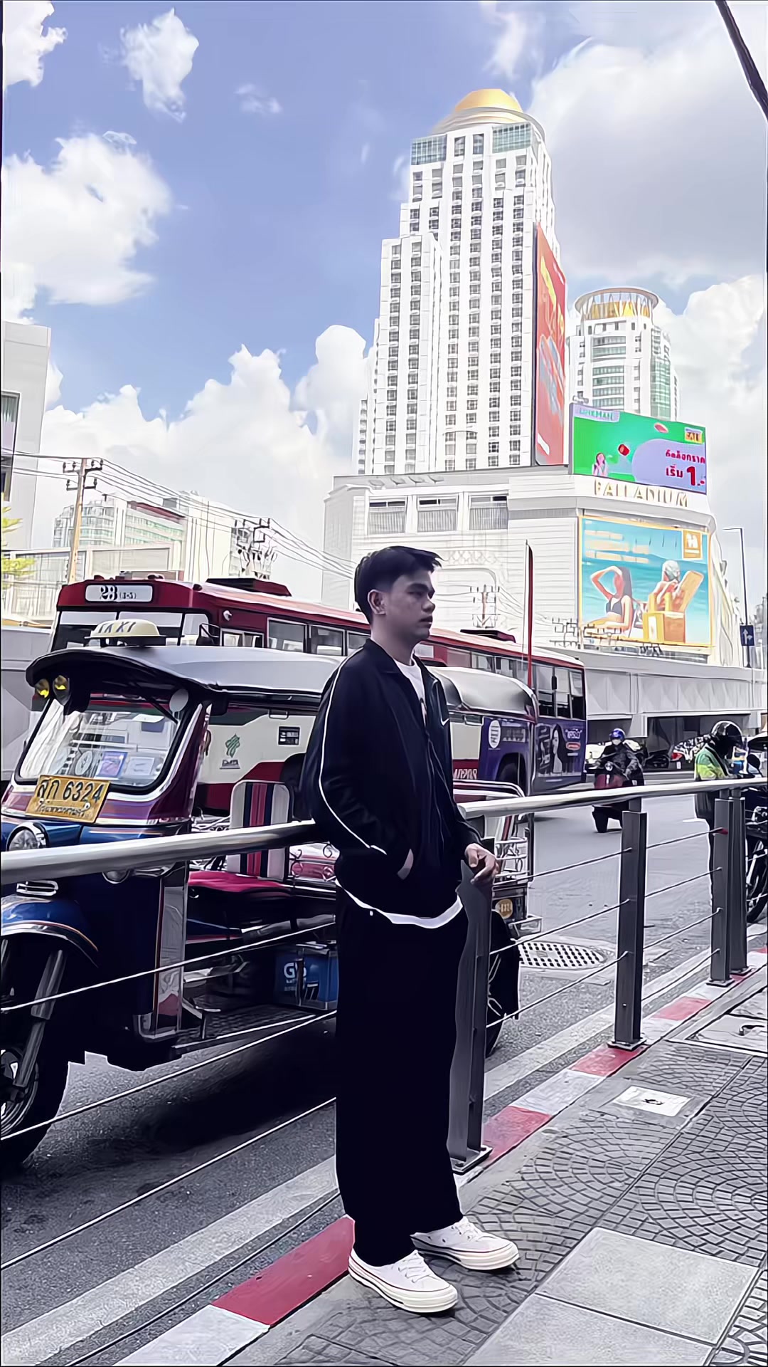 @Myat Min