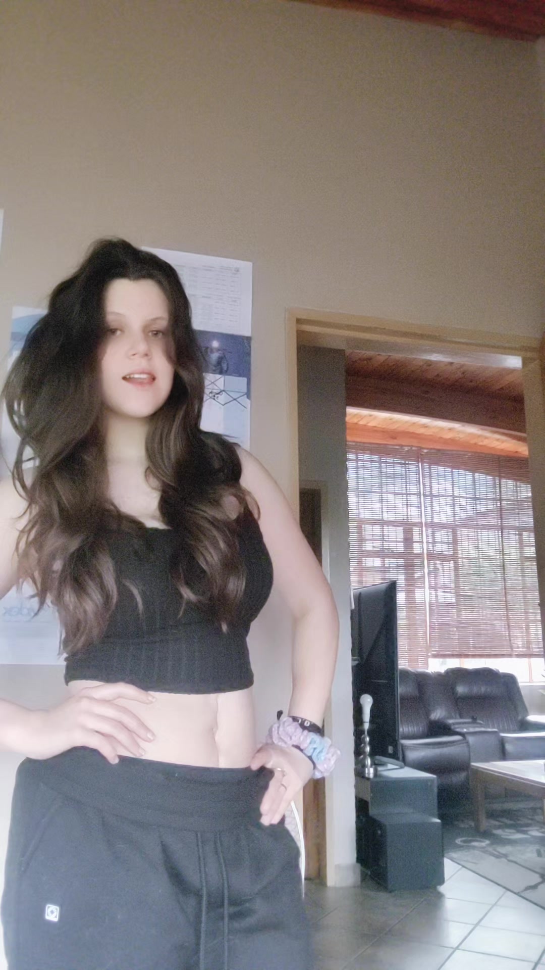 @not_bella