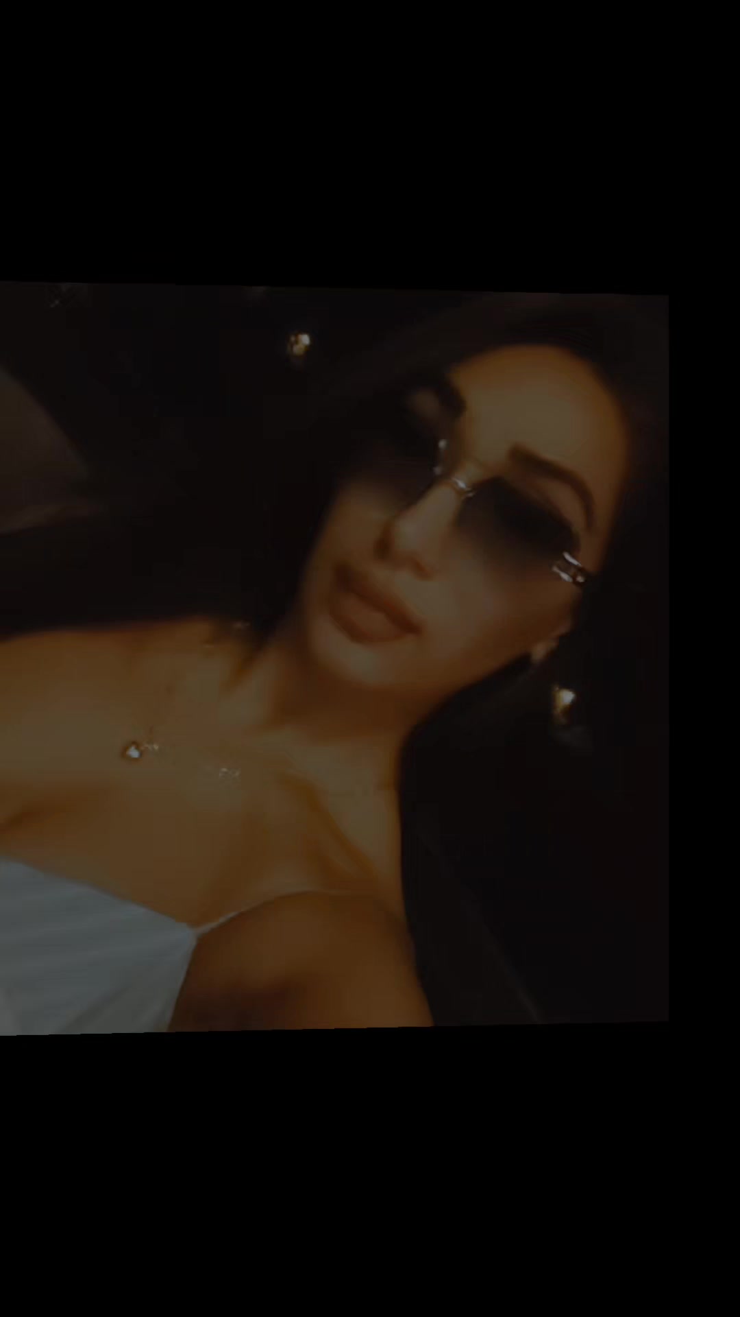 @Moni