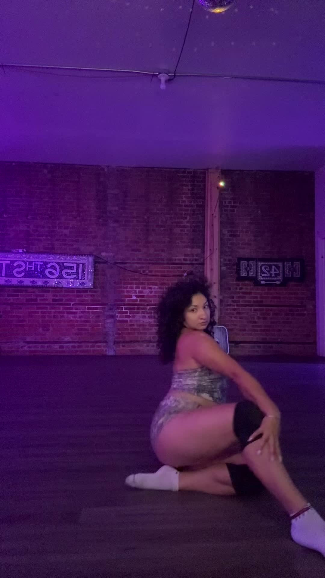 @Mercedezsz999