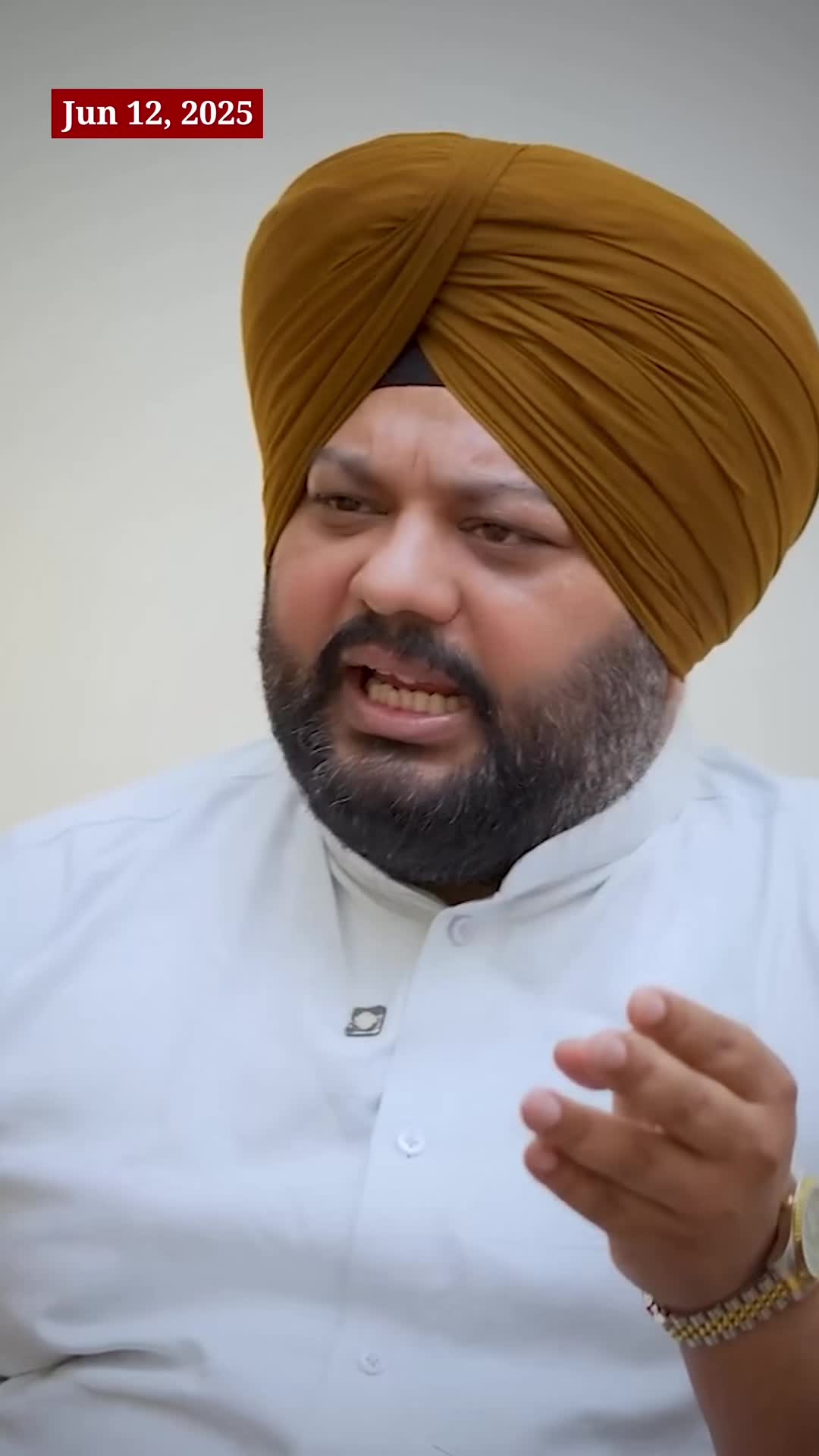 @Simranjot Singh Makkar