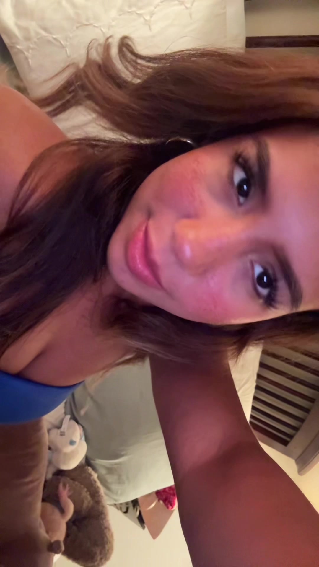 @heyvikka