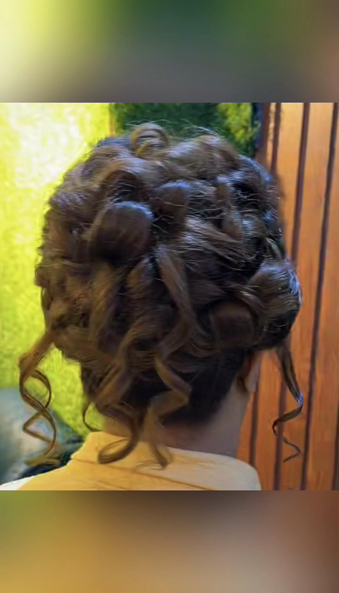 @ARTIST&HAIR STYLE AMIRA