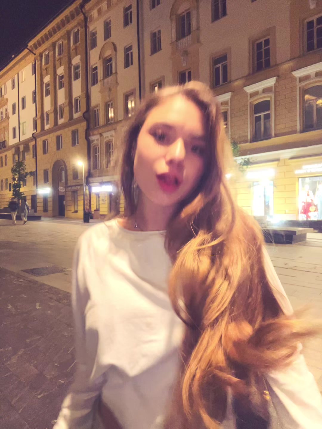 @alyak977
