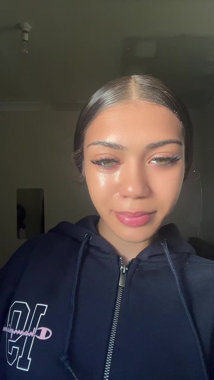 @𝒞ℴ𝓊𝓇𝓉𝓃ℯ𝓎 𝓂𝓊𝓁𝓁𝒶𝓁ℯ𝓎