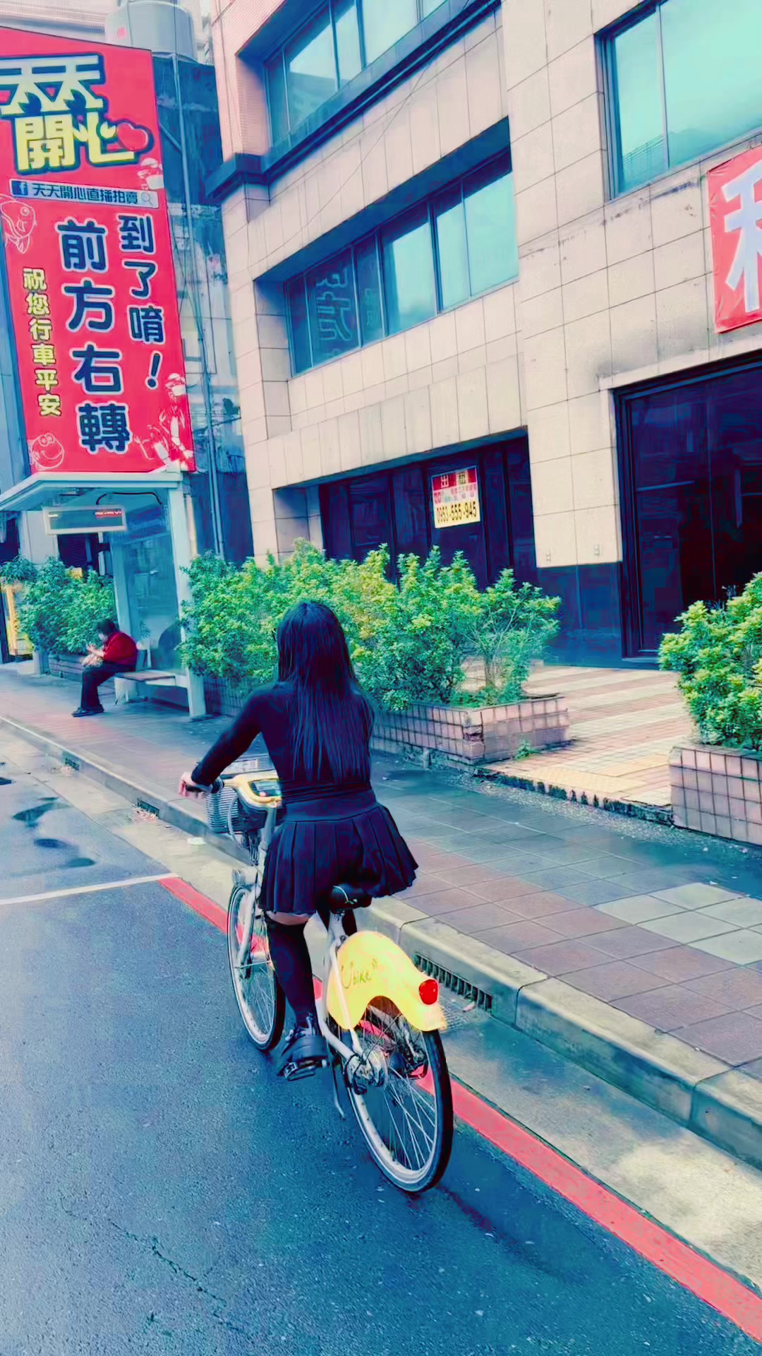 @𝐴𝑛𝑎𝑛𝑑𝑎_𝑦𝑢𝑙𝑦916
