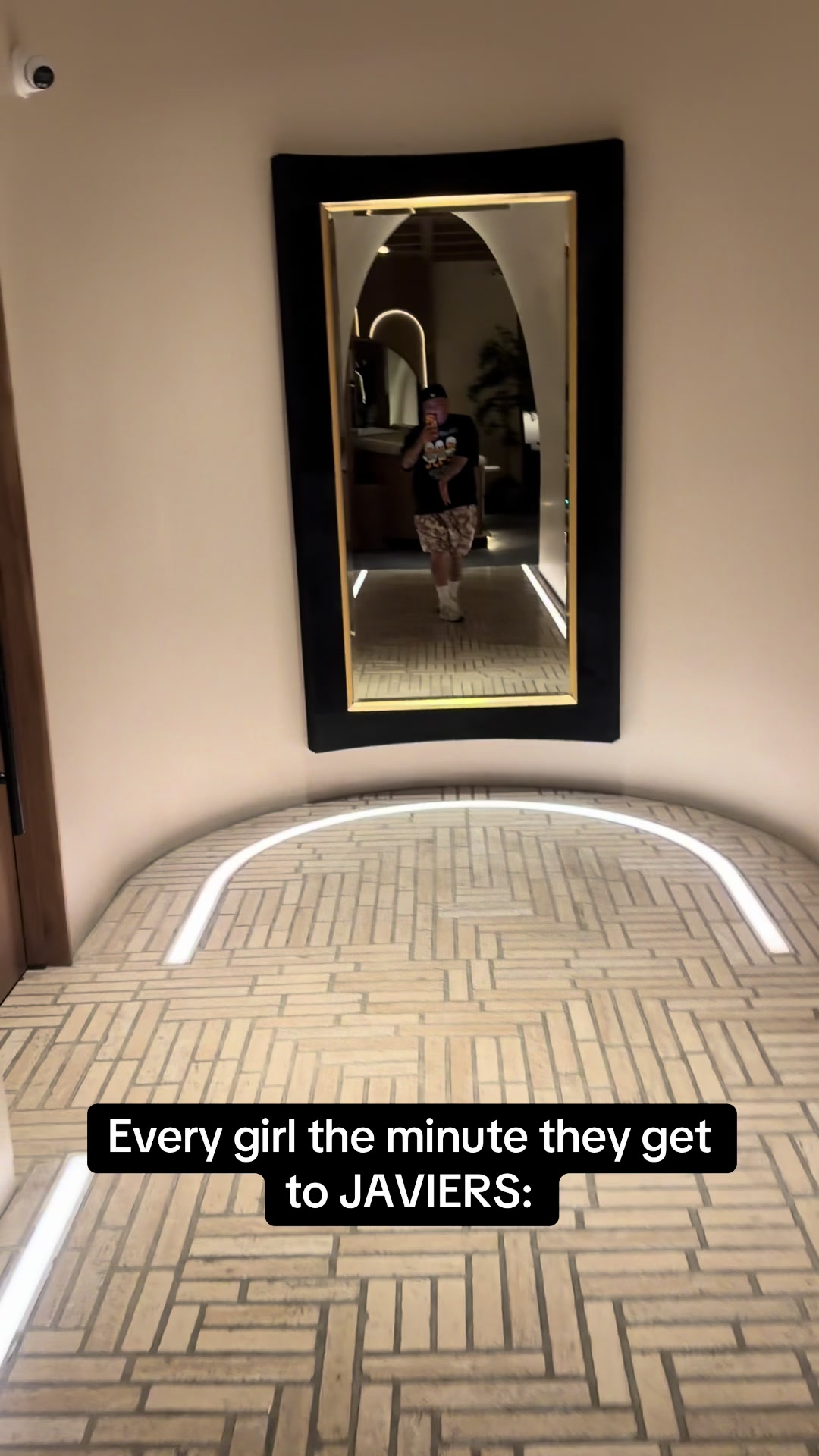 @DoKnows_