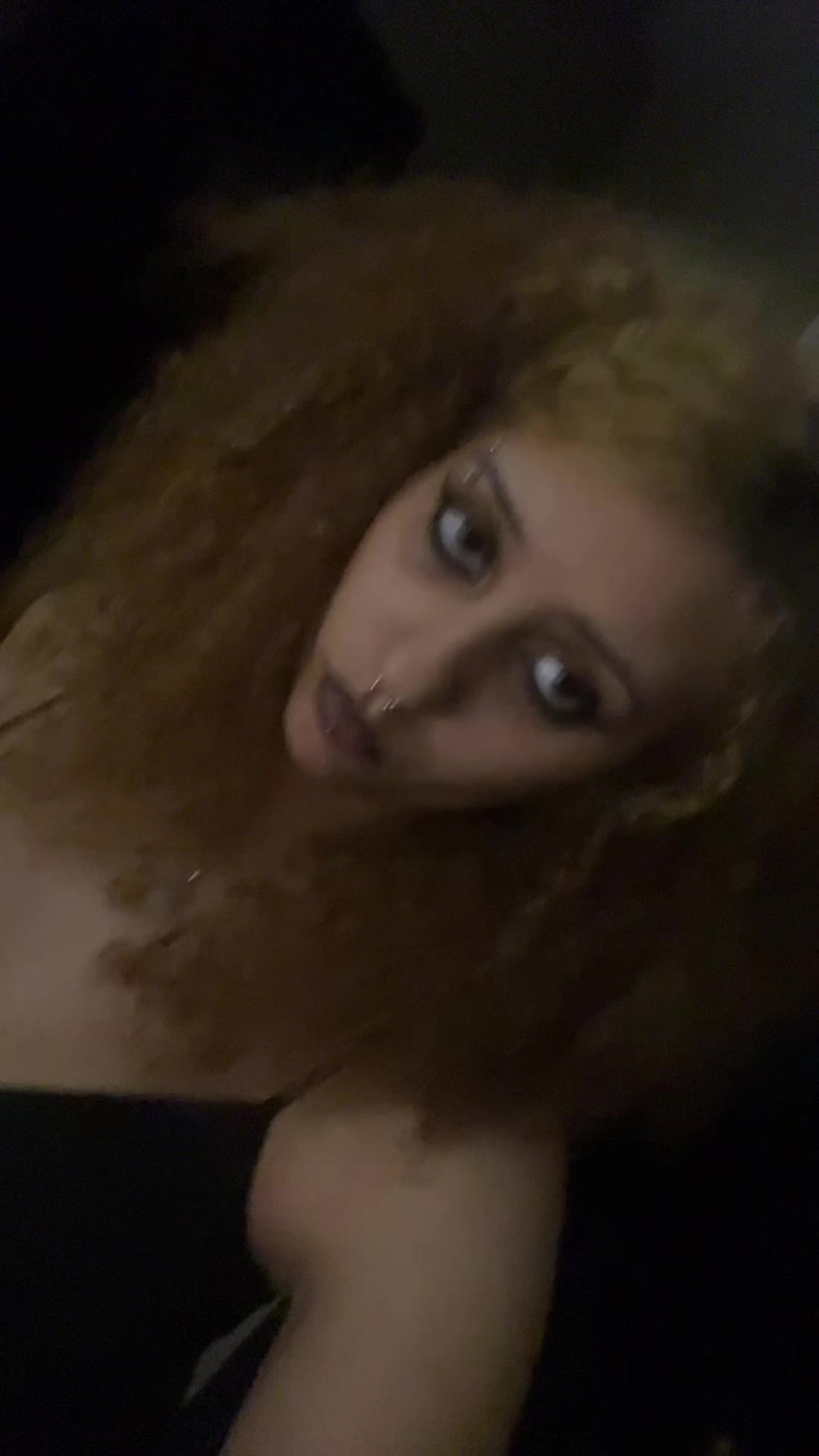 @BEE