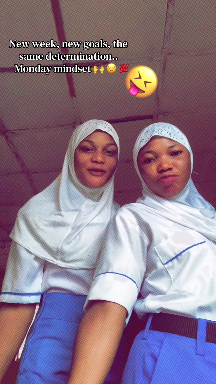 @🌺💞🥀ZAINAB OYIZA🤍🌸💘
