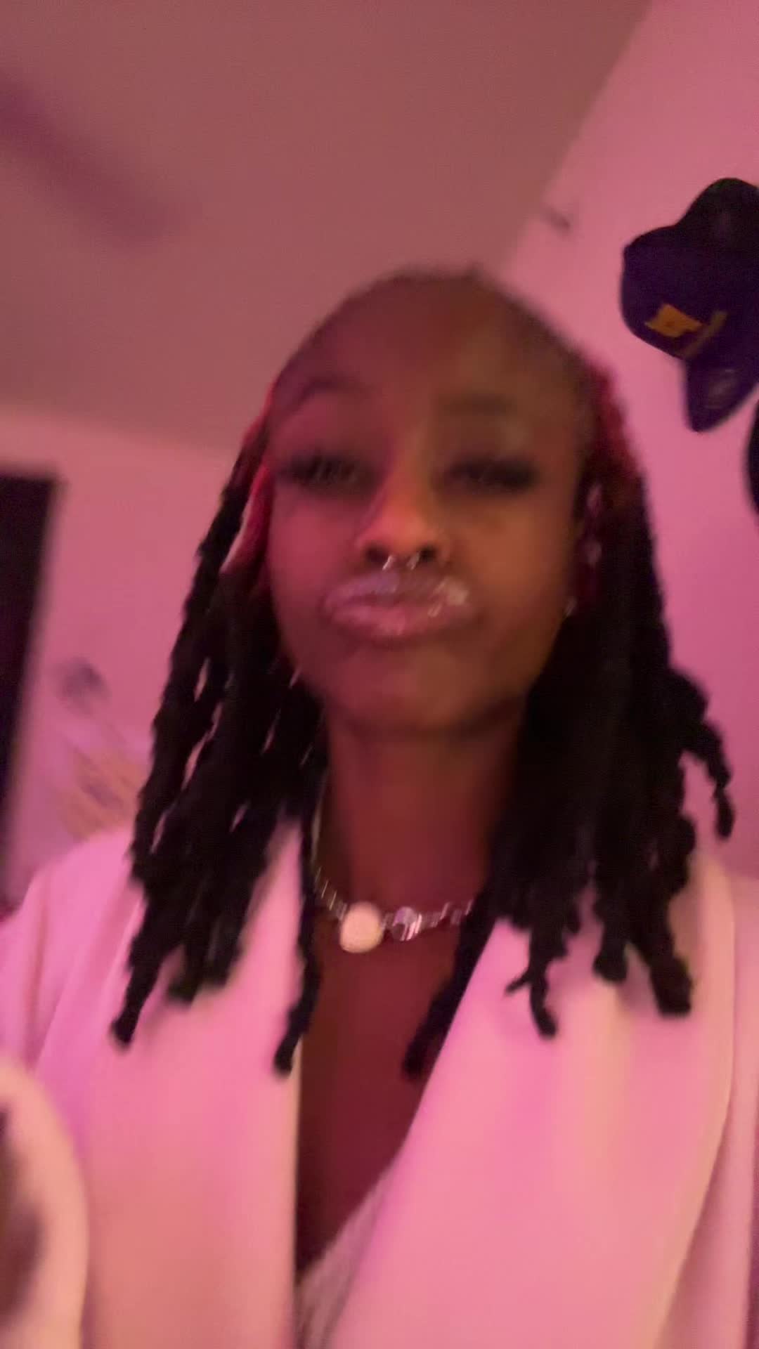 @Ken10