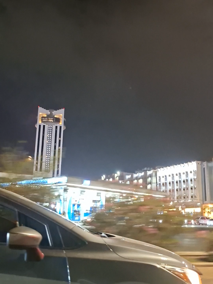 @অদৃশ্য মানব
