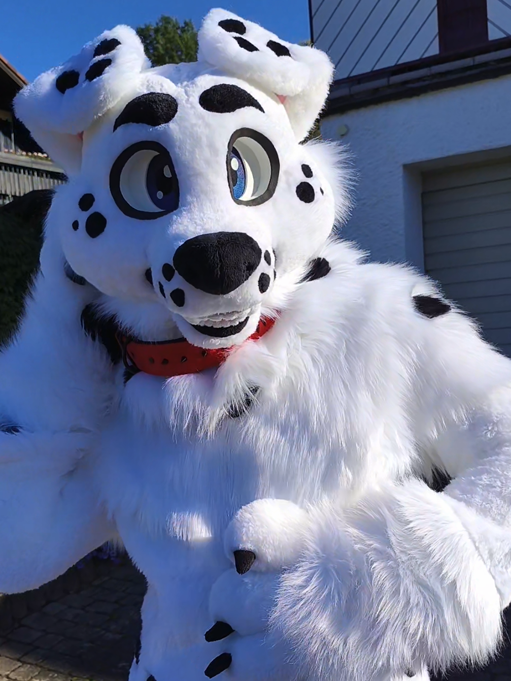 @EMICKS_FURRY