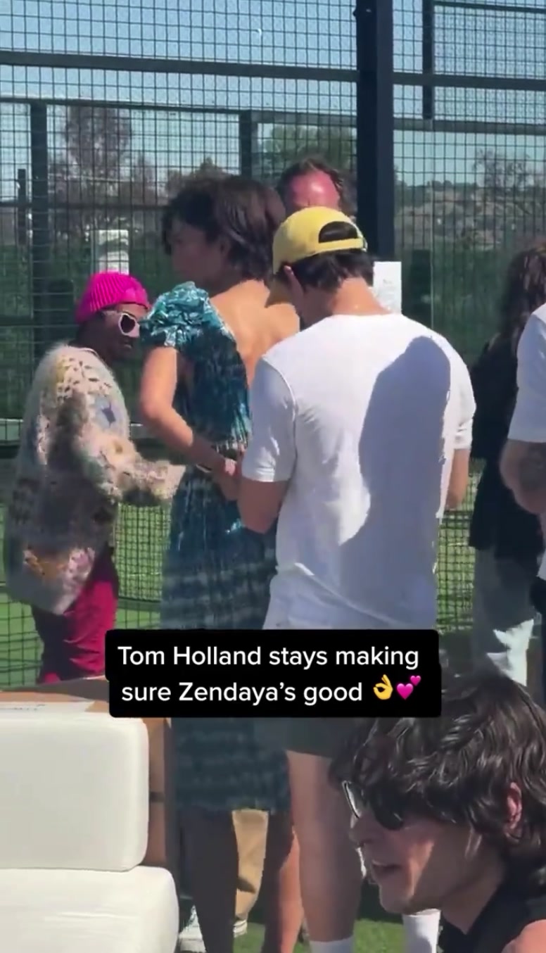 @HollandNews